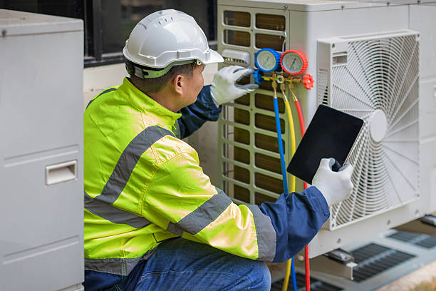 Professional Ductwork Repair technician working in Amana, IA